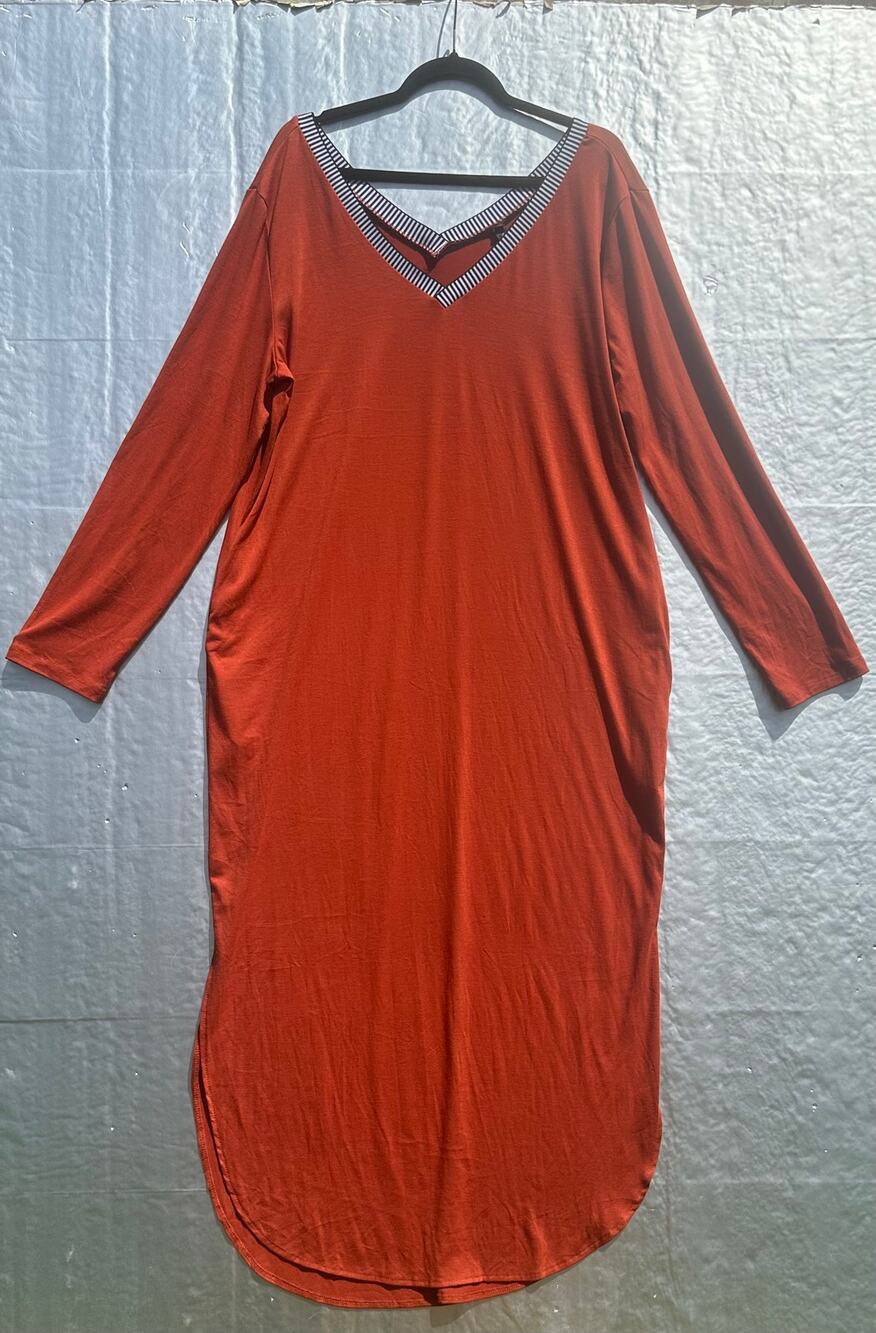 Metro XL Rust Orange V-Neck Midi Dress Long Sleeve Pockets